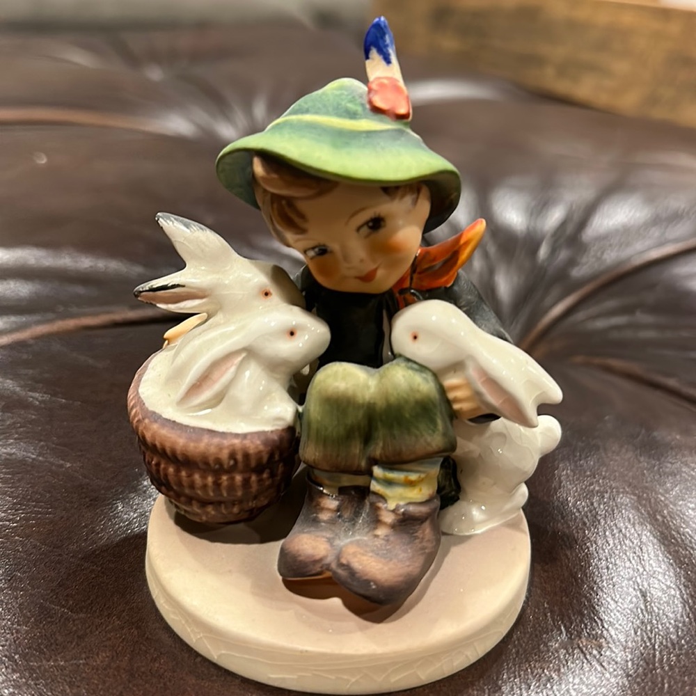 Hummel “Playmates”